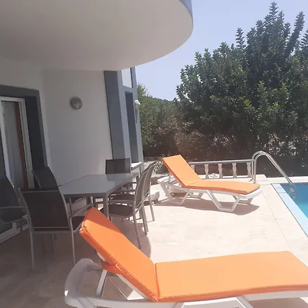 Otel Lacitrus And 3*